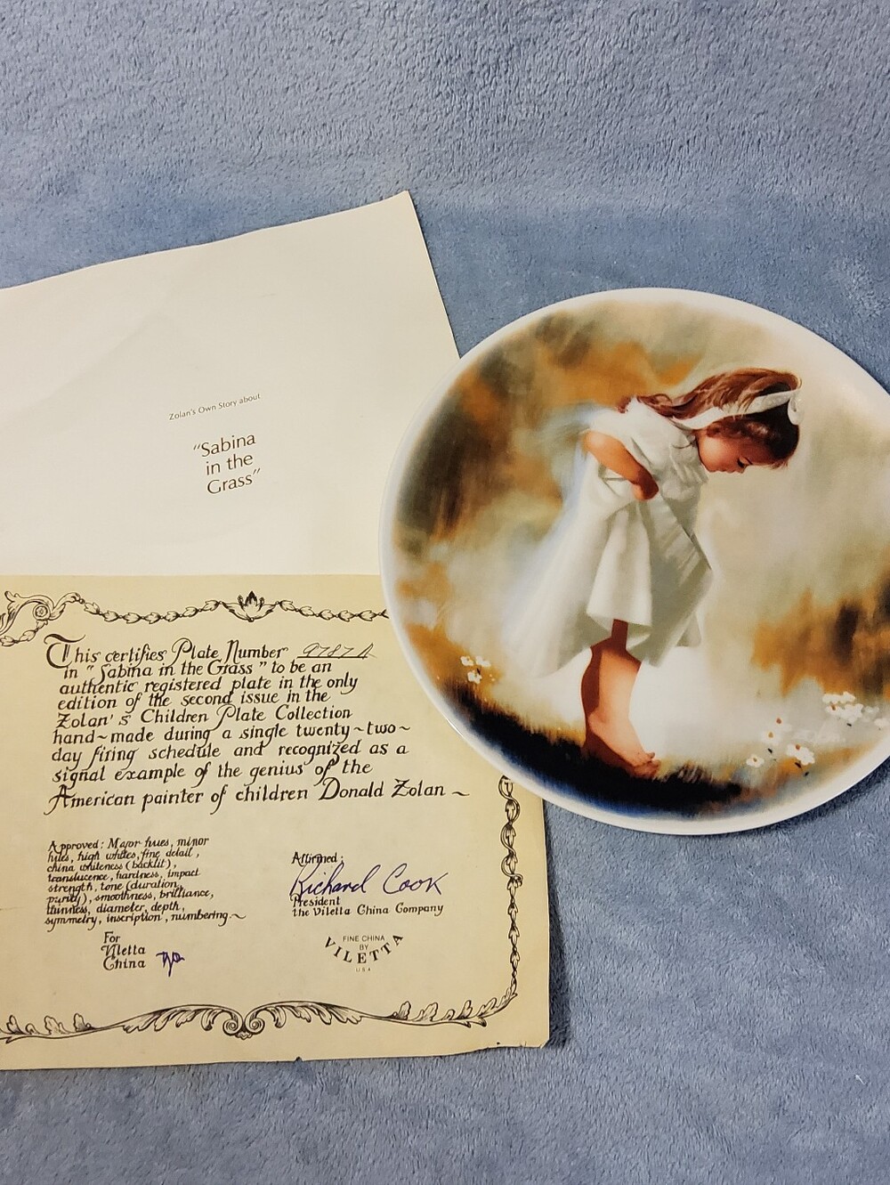 Donald Zolan Collector Plate Sabina in the Grass 1979 Viletta Fine China COA